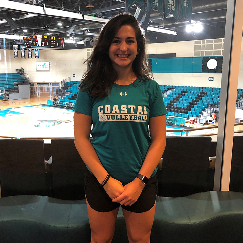 Lina plays volleyball for #CCU